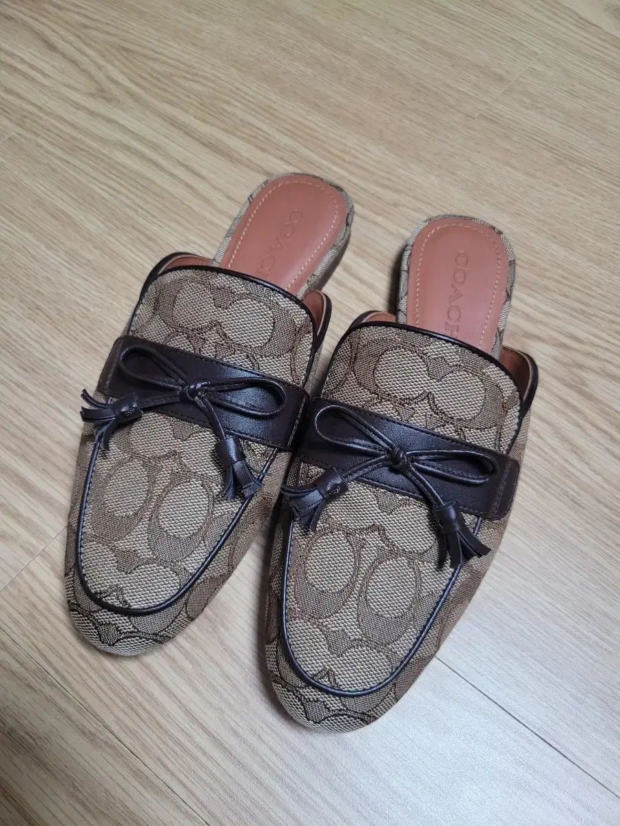 正規品 COACH スライド ミュール