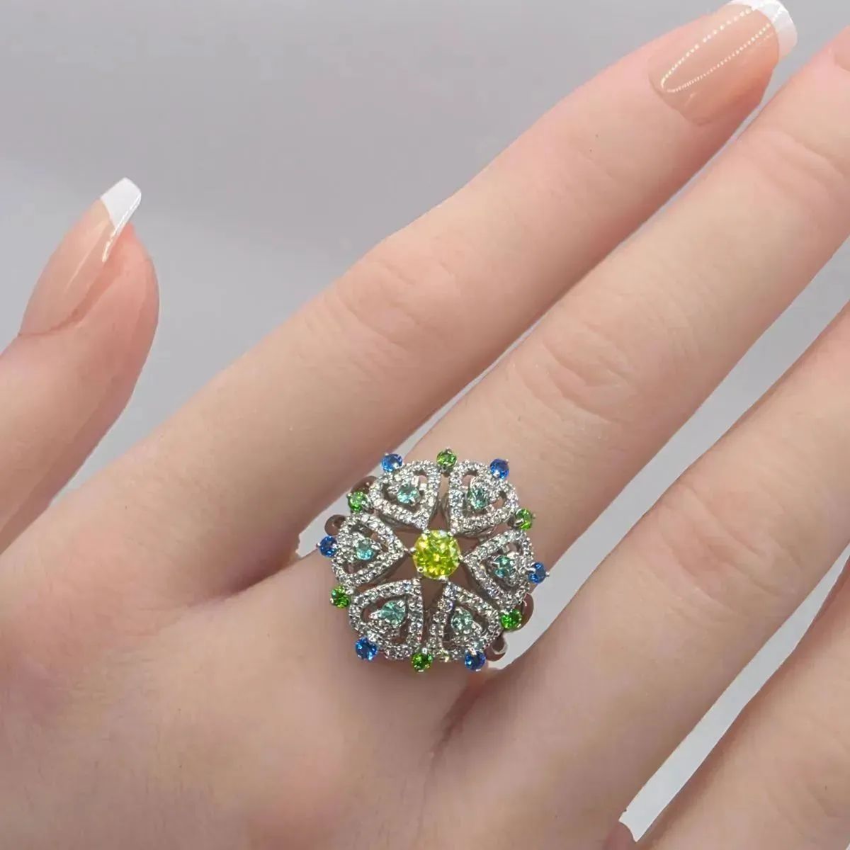 安い〜〜〜！??在庫一掃セール！?⏰? ⚡PT900 面白い✨✨ リング13号 トリート - 2.05cts+0.18cts+0.15cts+0.10cts+0.52cts