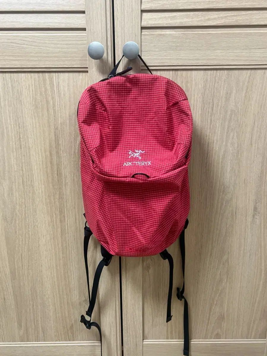 ARC'TERYX コンシール 15 ヘリテイジ (レッド)