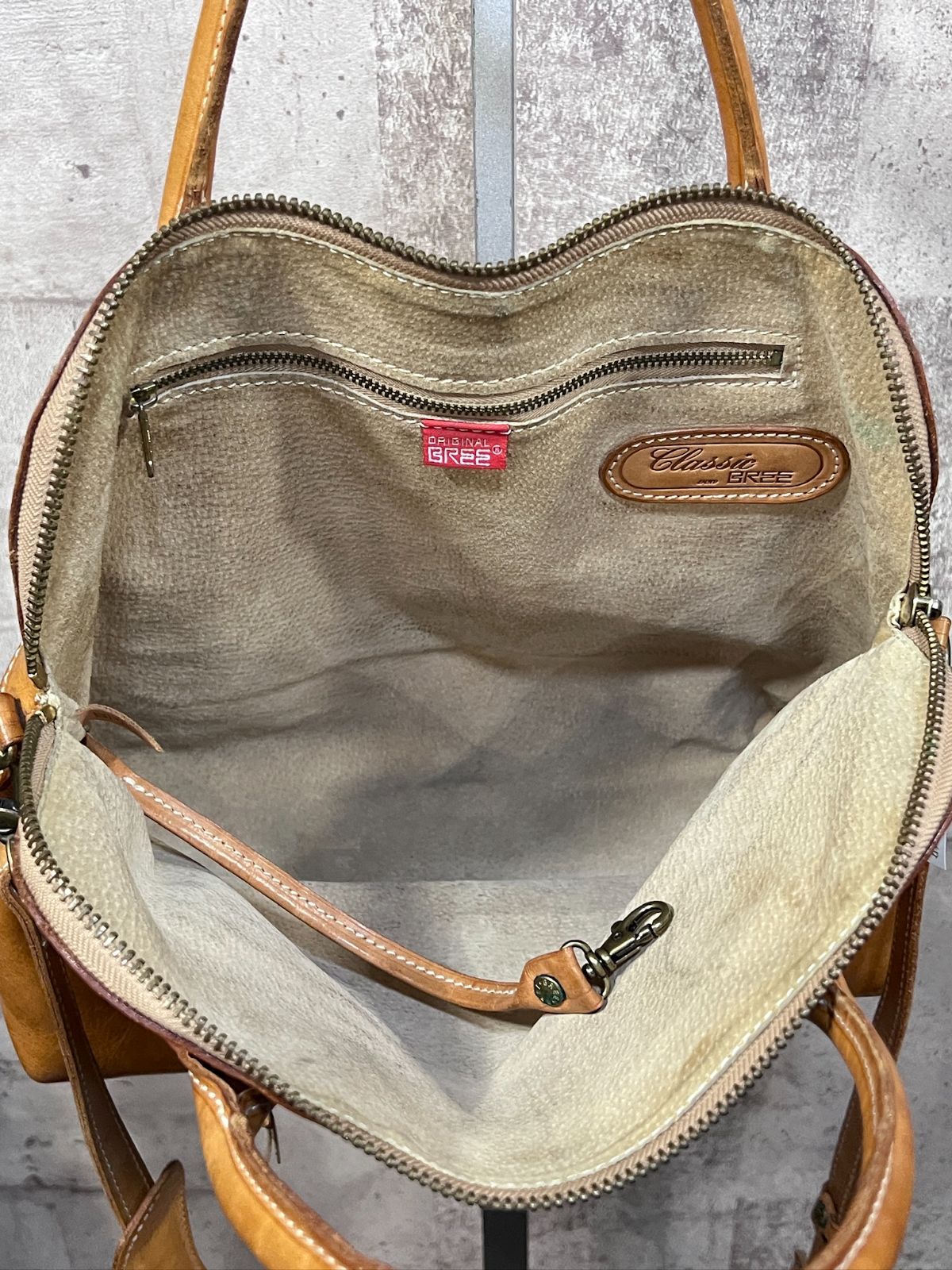 BREE CLASSIC ヌメ革 2WAY ショルダーバッグ ハンドバッグ ブリー