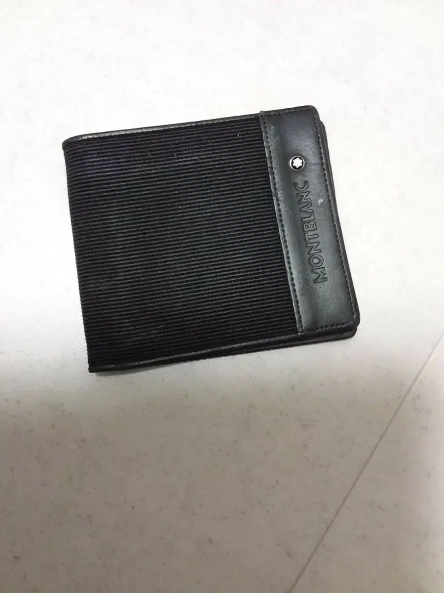 MONT BLANC ブラック 半二つ折り財布