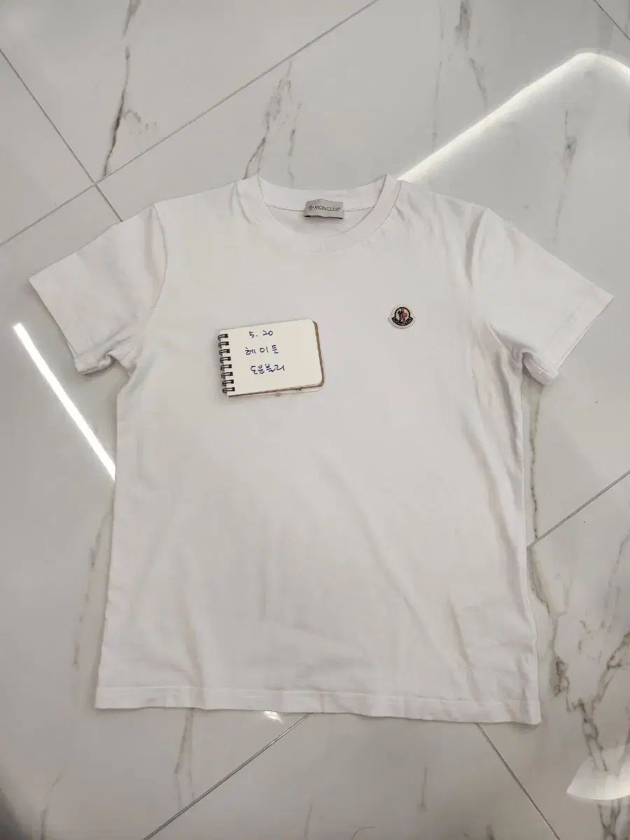 モンクレール 白 半袖 Tシャツ 12A