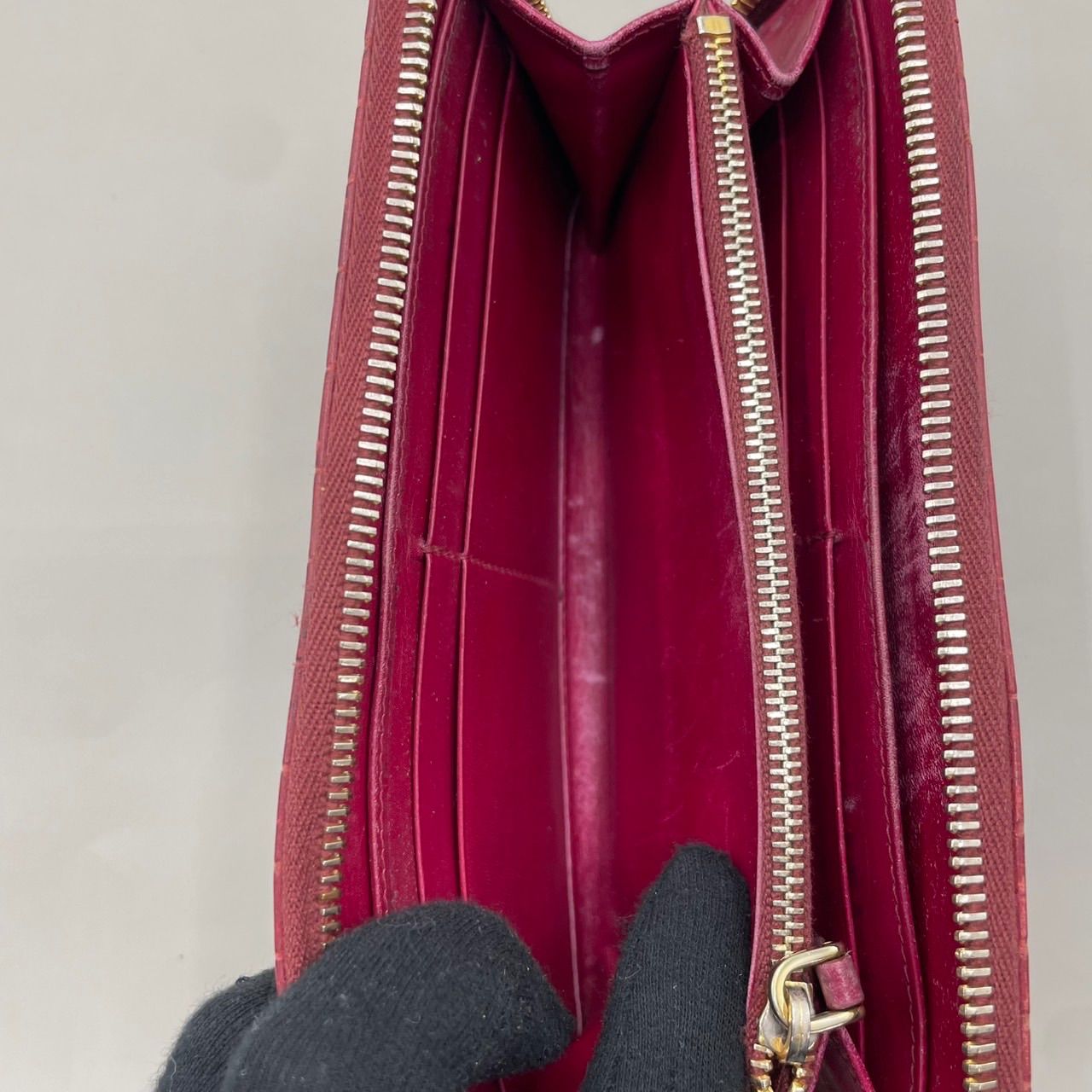 良品 MIU MIU ミュウミュウ 長財布 ラウンドファスナー クロコ型押し 