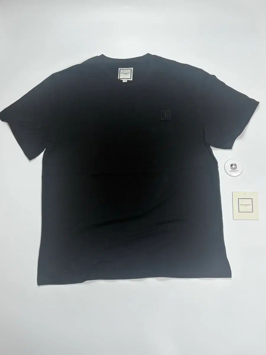 WOOYOUNGMI ブラック フラワー プリンティング 半袖 Tシャツ - メルカリ