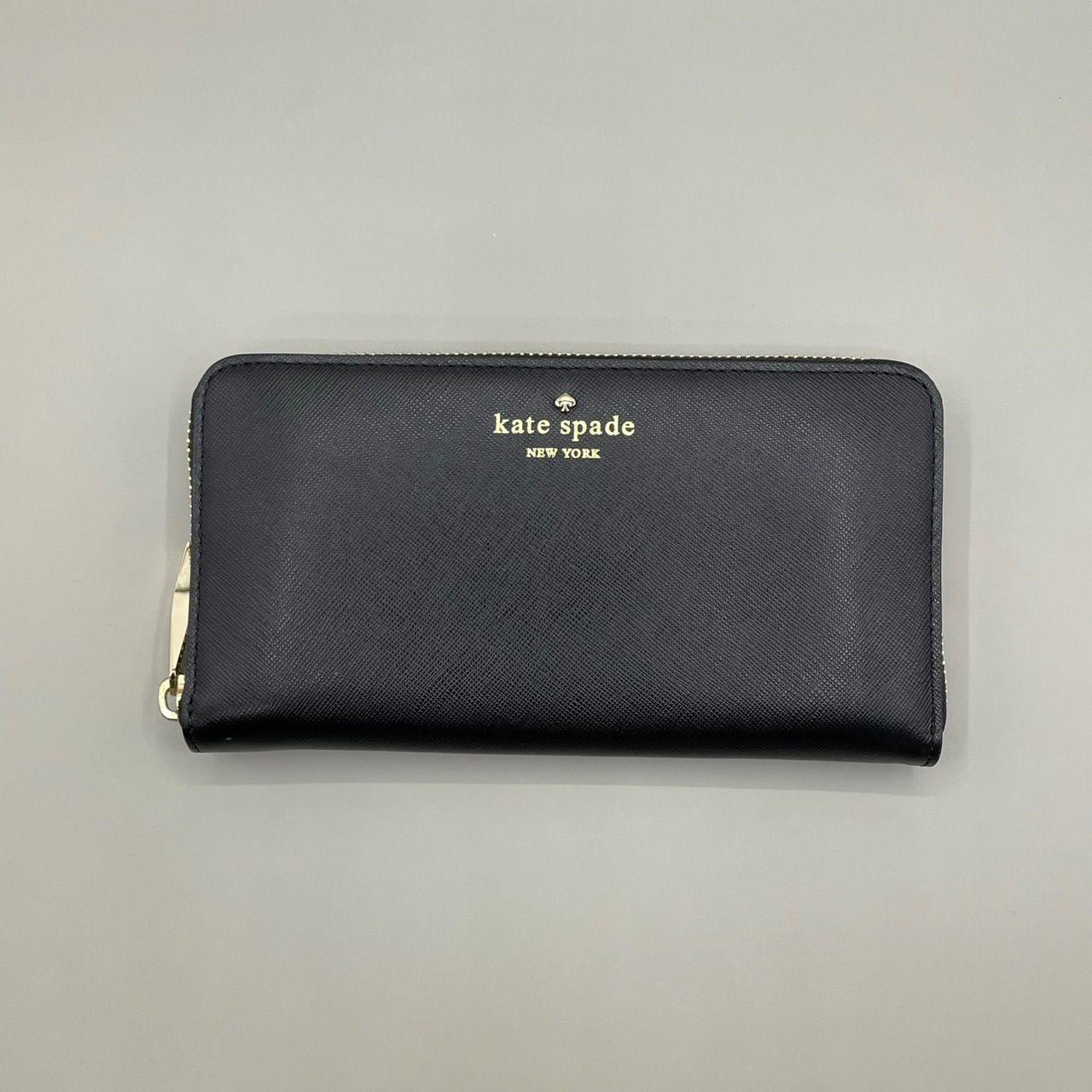 未使用級 kate spade new york ケイトスペード 長財布 ラウンド 