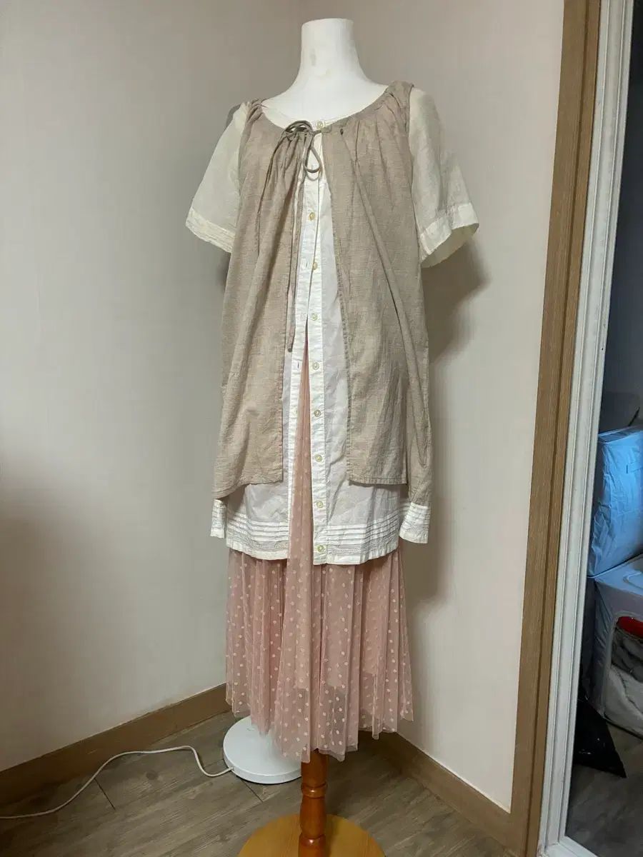 ラブリ セット (ブラウス + ロング丈スカート)