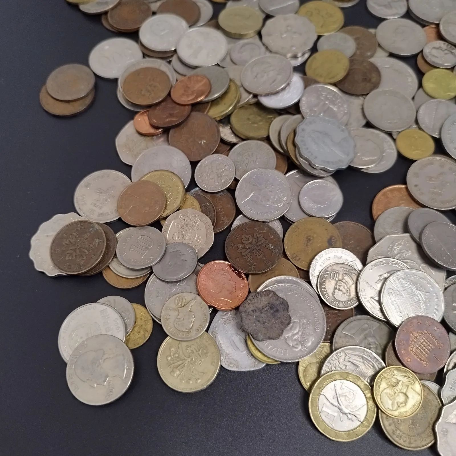 外貨 外国コイン 大量 まとめ売り 約2.0kg 海外硬貨 古銭 世界の貨幣