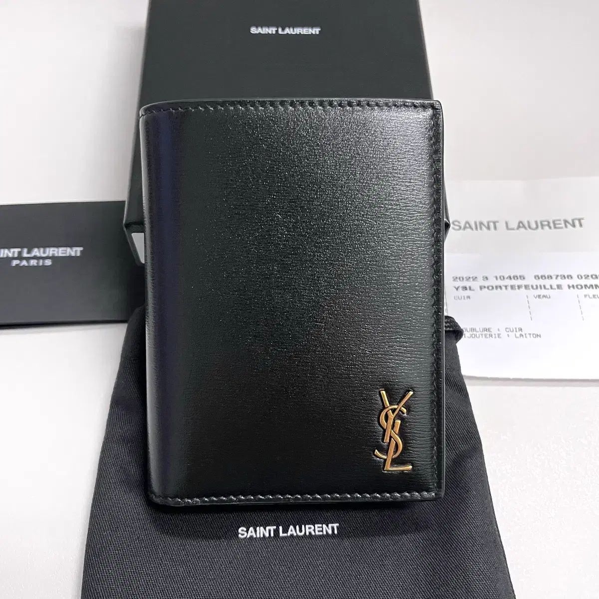 状態良し Saint Laurent サンローラン オーガナイザー カードウォレット ゴールド ロゴ ブラック 二つ折り財布 42,442円