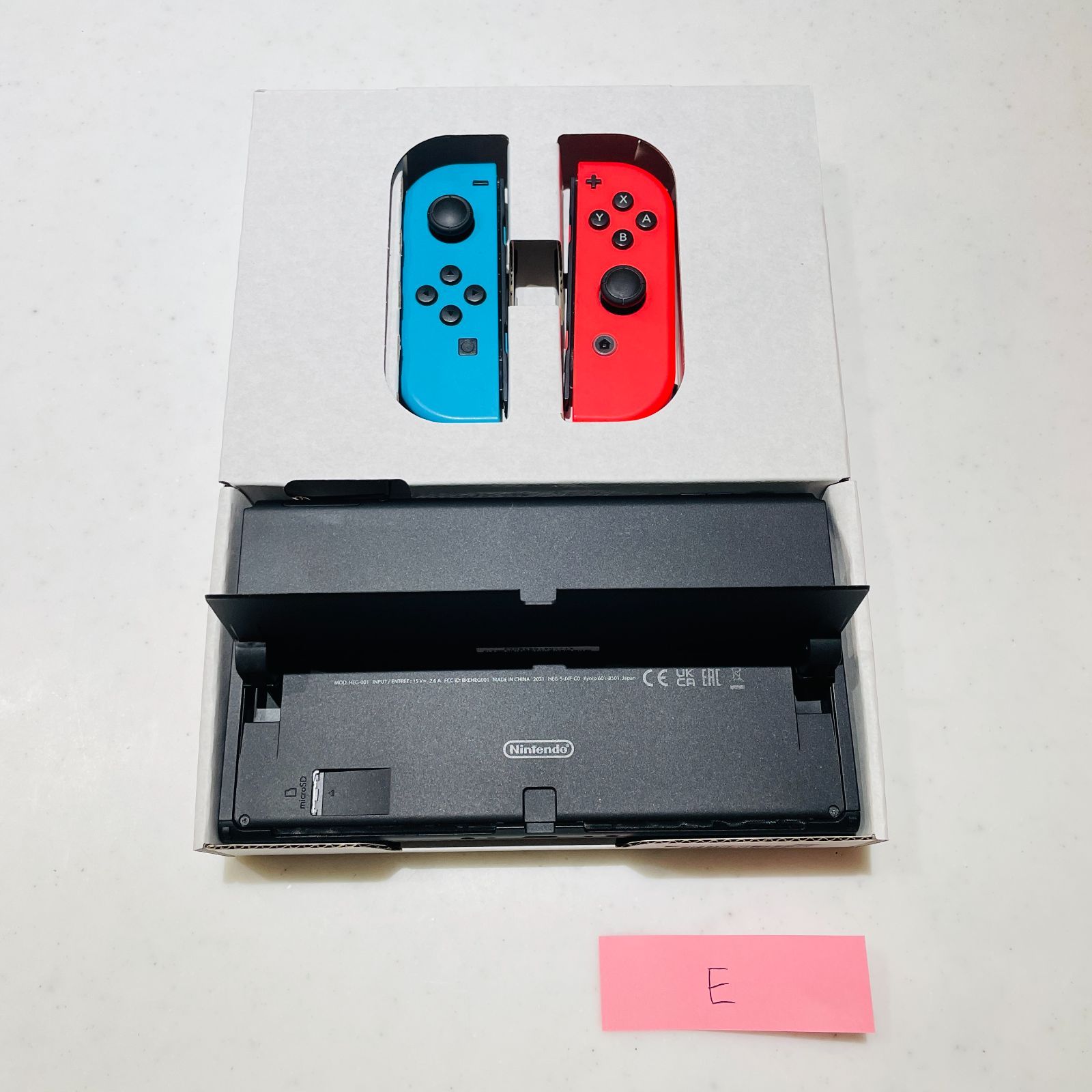 美品 Switch 有機ELモデル ネオン 液晶無傷 動作良好 OLED 付属品完備 