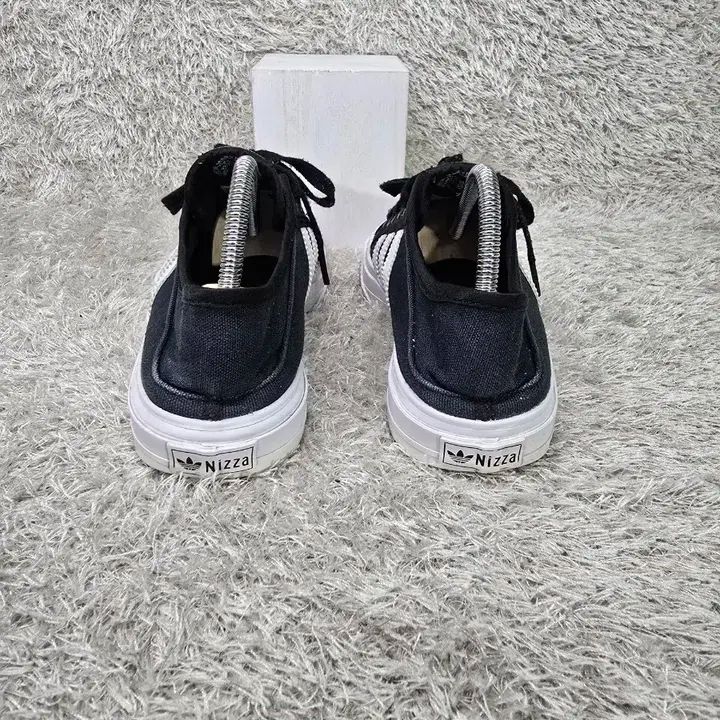 ニッツァ アディダス adidas (メンズスニーカー) - 価格比較 NIZZA