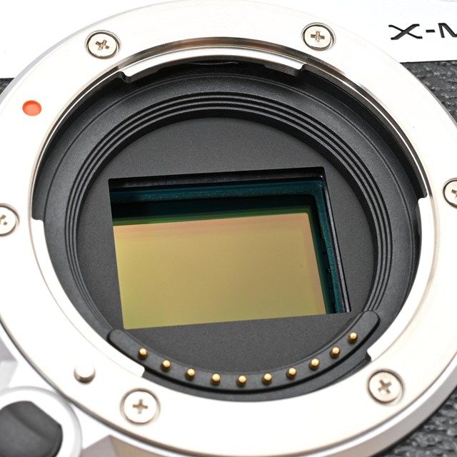美品＞ FUJIFILM X-M5 ボディ シルバー｜ミラーレス一眼カメラ