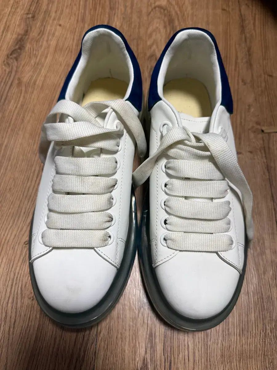 Alexander McQueen 白 オーバーサイズ スニーカー (240)