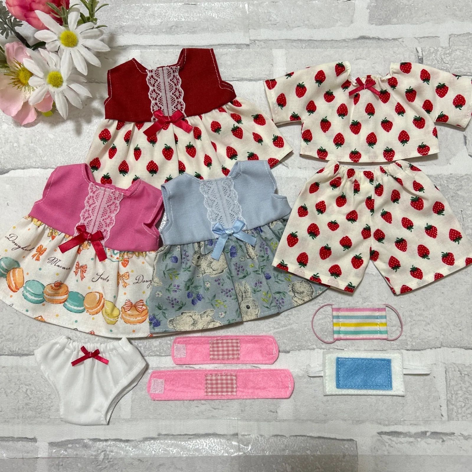 1637.特別価格！メルちゃん ソランちゃん 服 ワンピース ハンドメイド