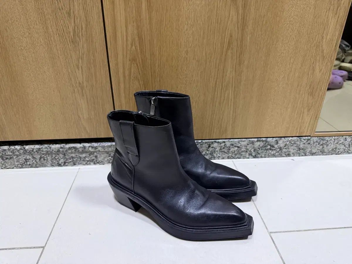 ZARA ザラ ウェスタン スタシ スクエアトゥ ブーツ