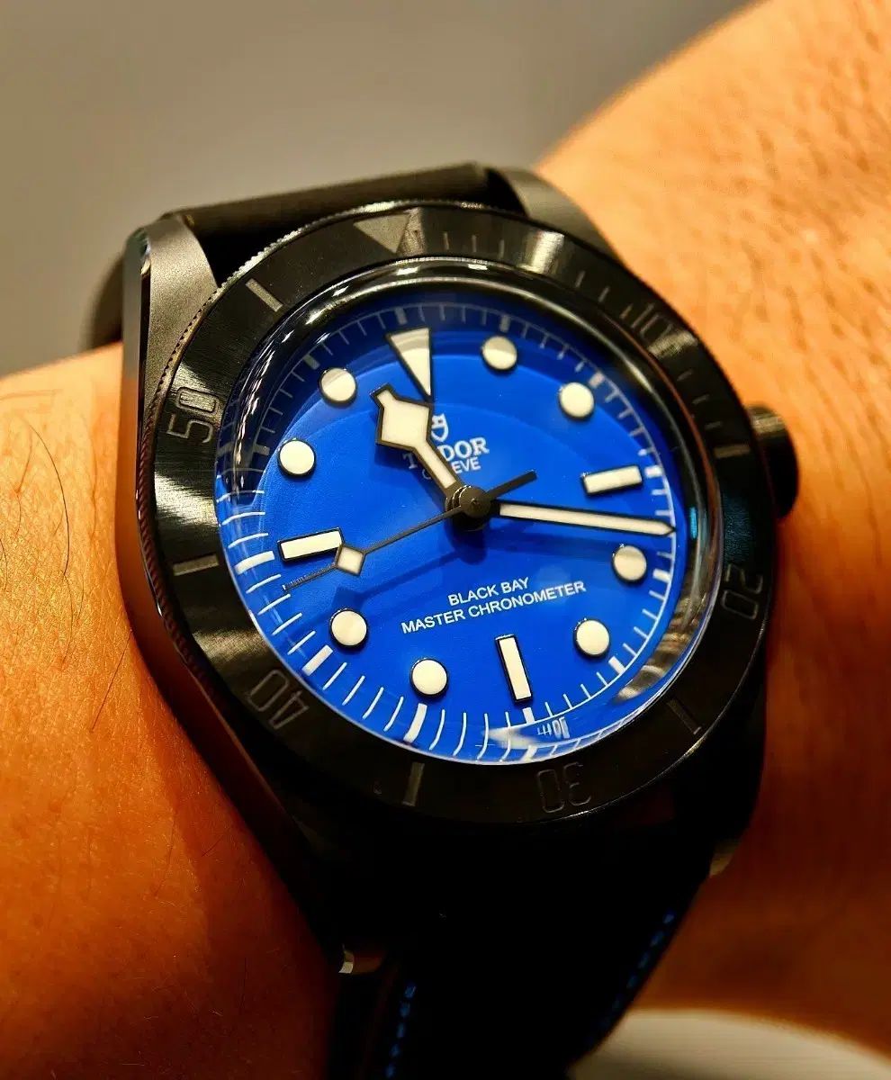 チューダー ブラックベイ セラミック デニム版 41mm 新品