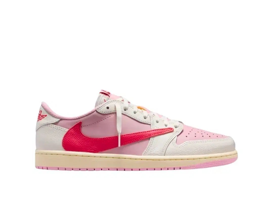 270 NIKE ジョーダン 1 ロー トラヴィス スコット ピンク