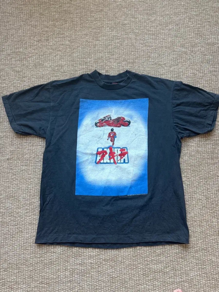 ヴィンテージ あきら Tシャツ (xl)