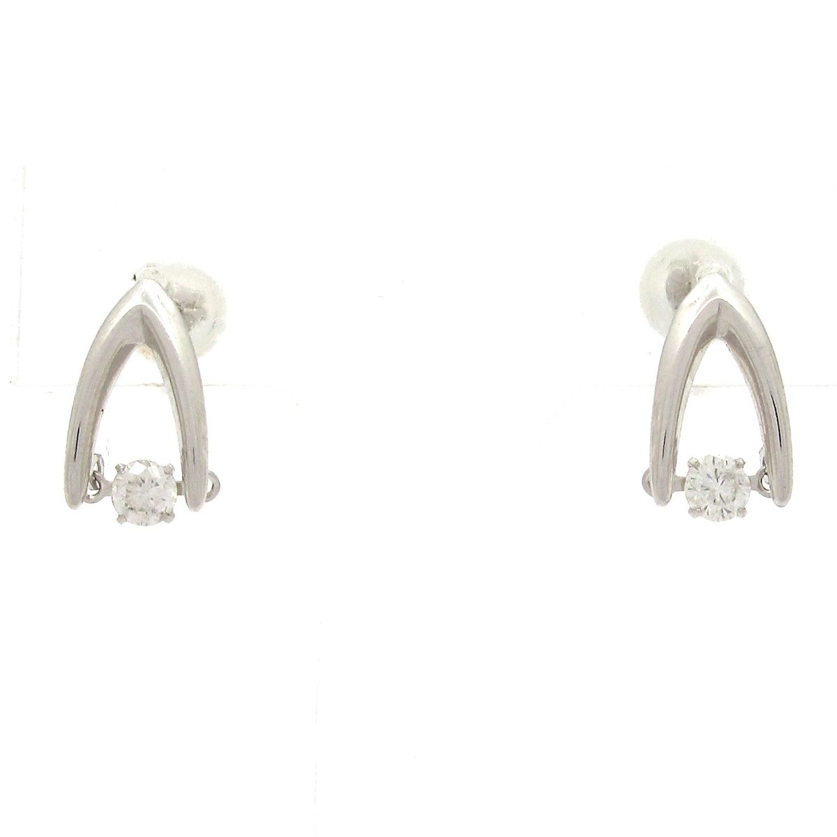 Unbranded(ノーブランド) ピアス K18WG×ダイヤモンド 総重量:0.9g