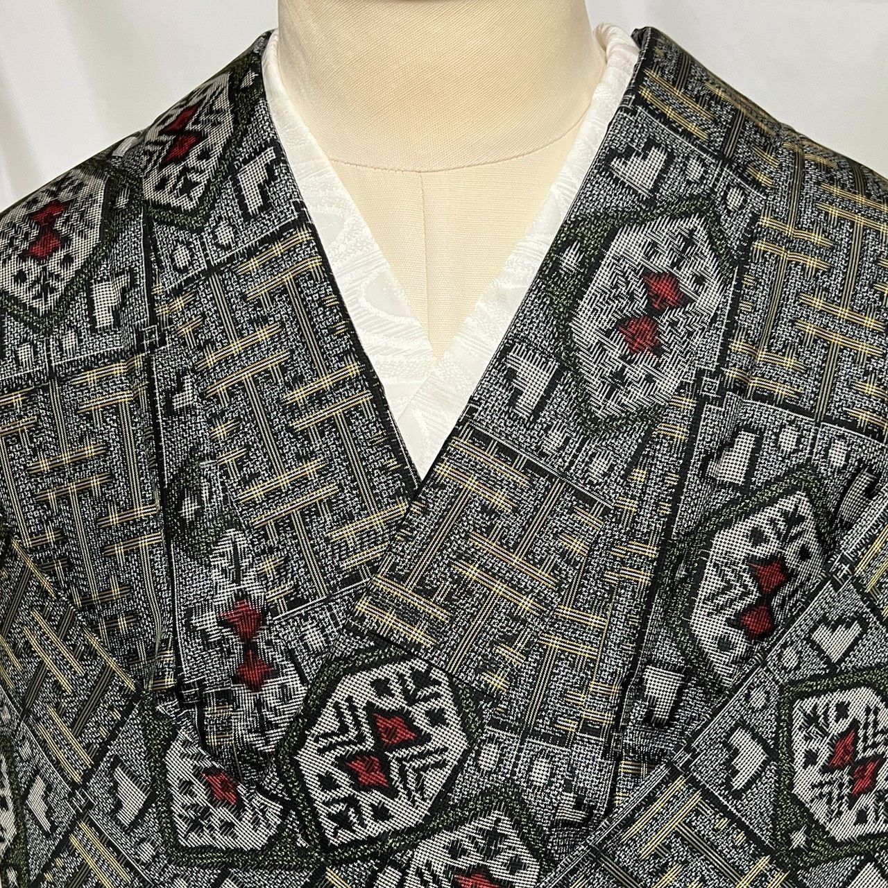 K119 美品 大島紬 龍郷柄 正絹 和装 和服 着物 - メルカリ