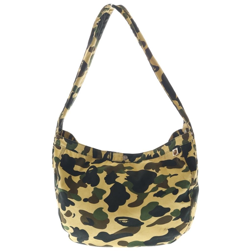 A BATHING APE (アベイシングエイプ) 1st camo カモフラ総柄 ショルダーバッグ グリーン