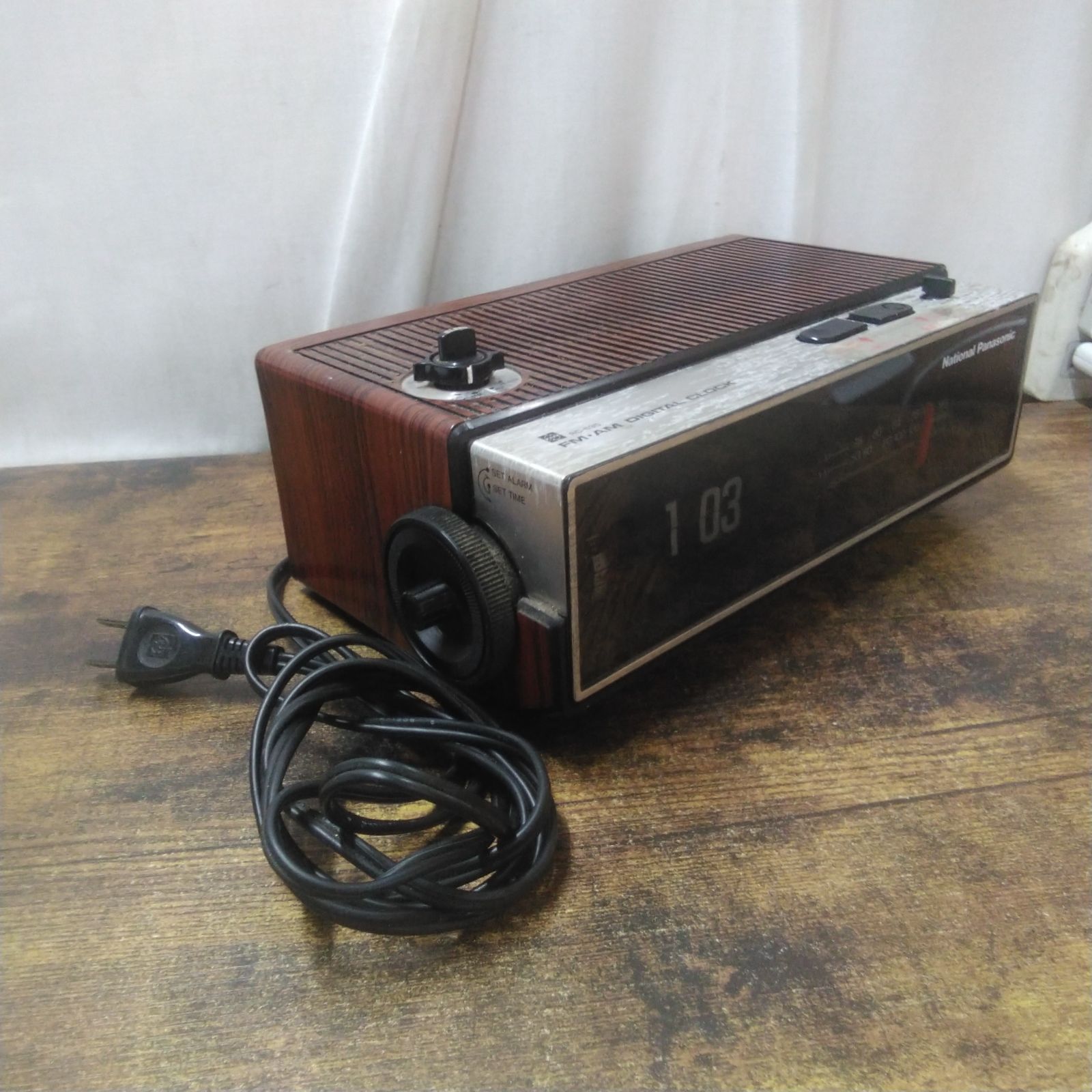 パタパタ時計付きラジオ ナショナル FM・AMデジタル・クロック RC−635