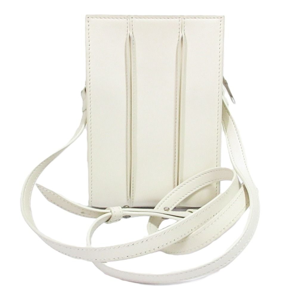美品 Max Mara マックスマーラ ホイットニーナノ レザー ショルダーバッグ アイボリー レディース 古着 中古 USED