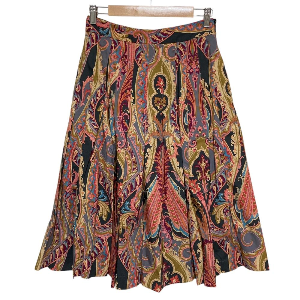 美品 MARGARET HOWELL マーガレットハウエル PAISLEY COTTON SHIRTING スカート サイズ3 マルチカラー レディース 古着 中古 USED