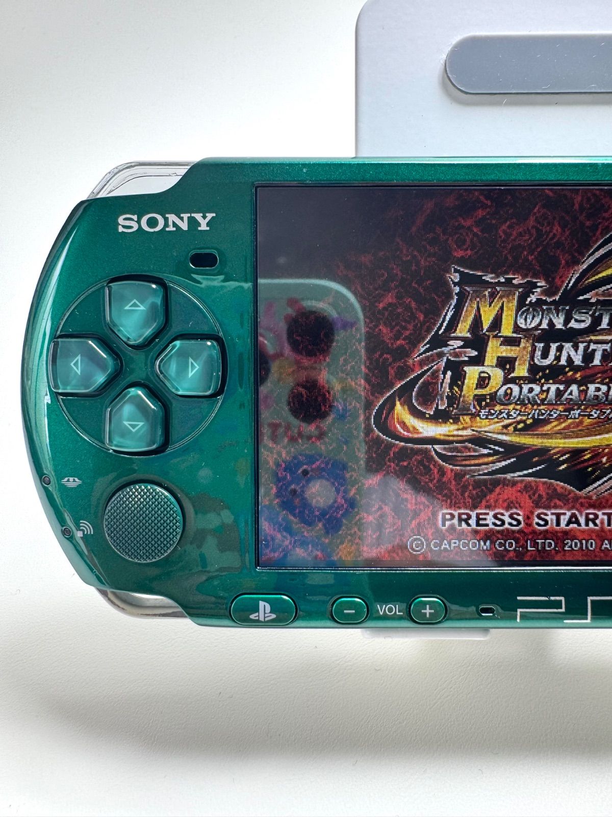 psp-3000 ソフト付き メモリ付き 希少】PSP-3000 フルラミネートIPS すぐ遊べるセット HW020 - メルカリ