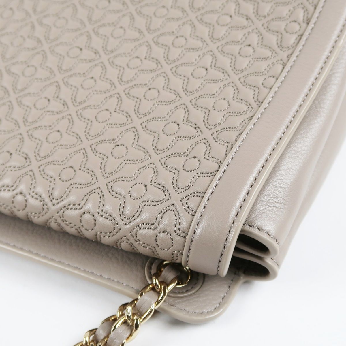 新品同様・未使用】TORY BURCH トリーバーチ レザー チェーン 
