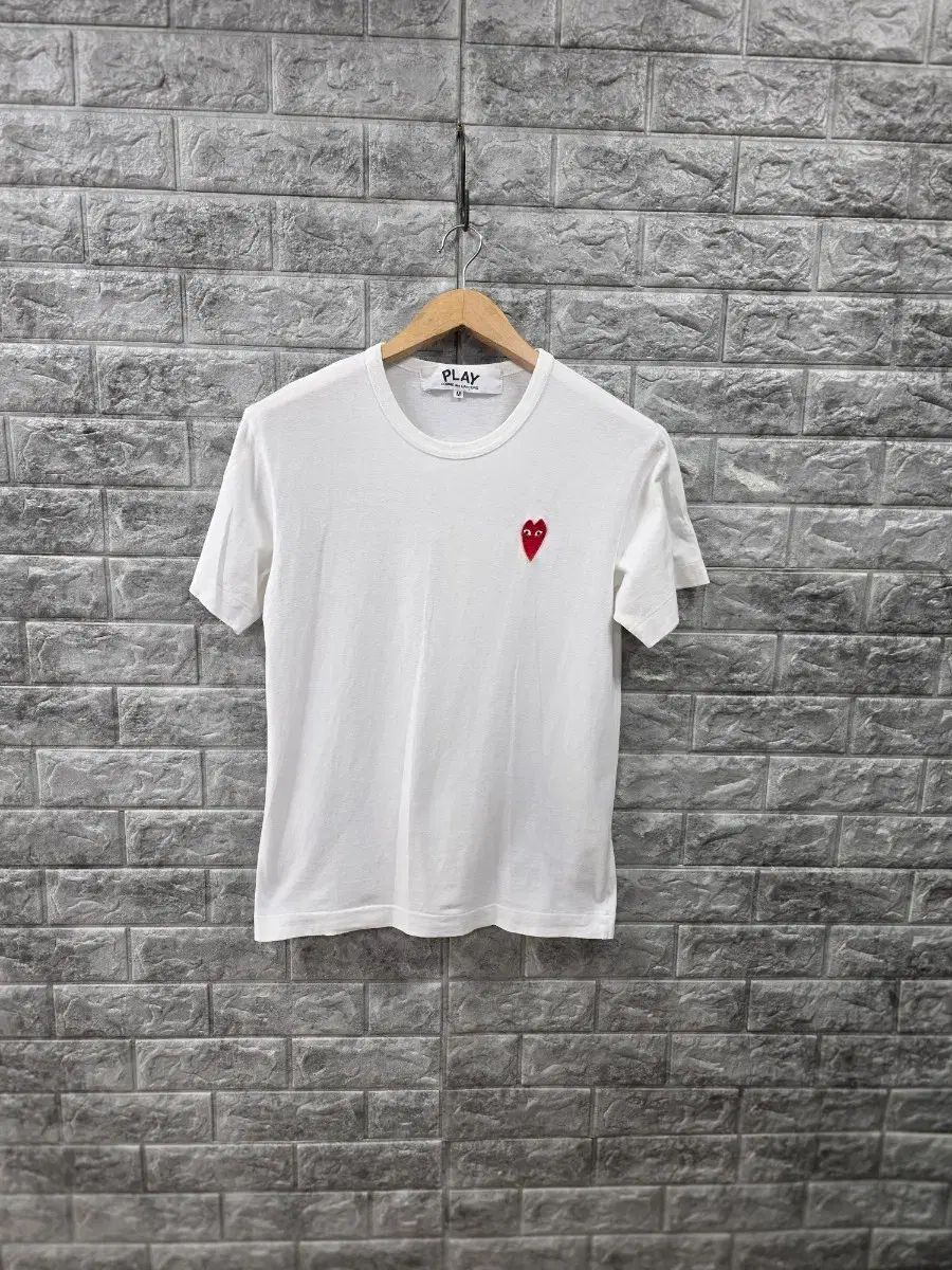 コム・デ・ギャルソン PLAY 白 レディース 半袖Tシャツ レッドワッペン サイズ 95