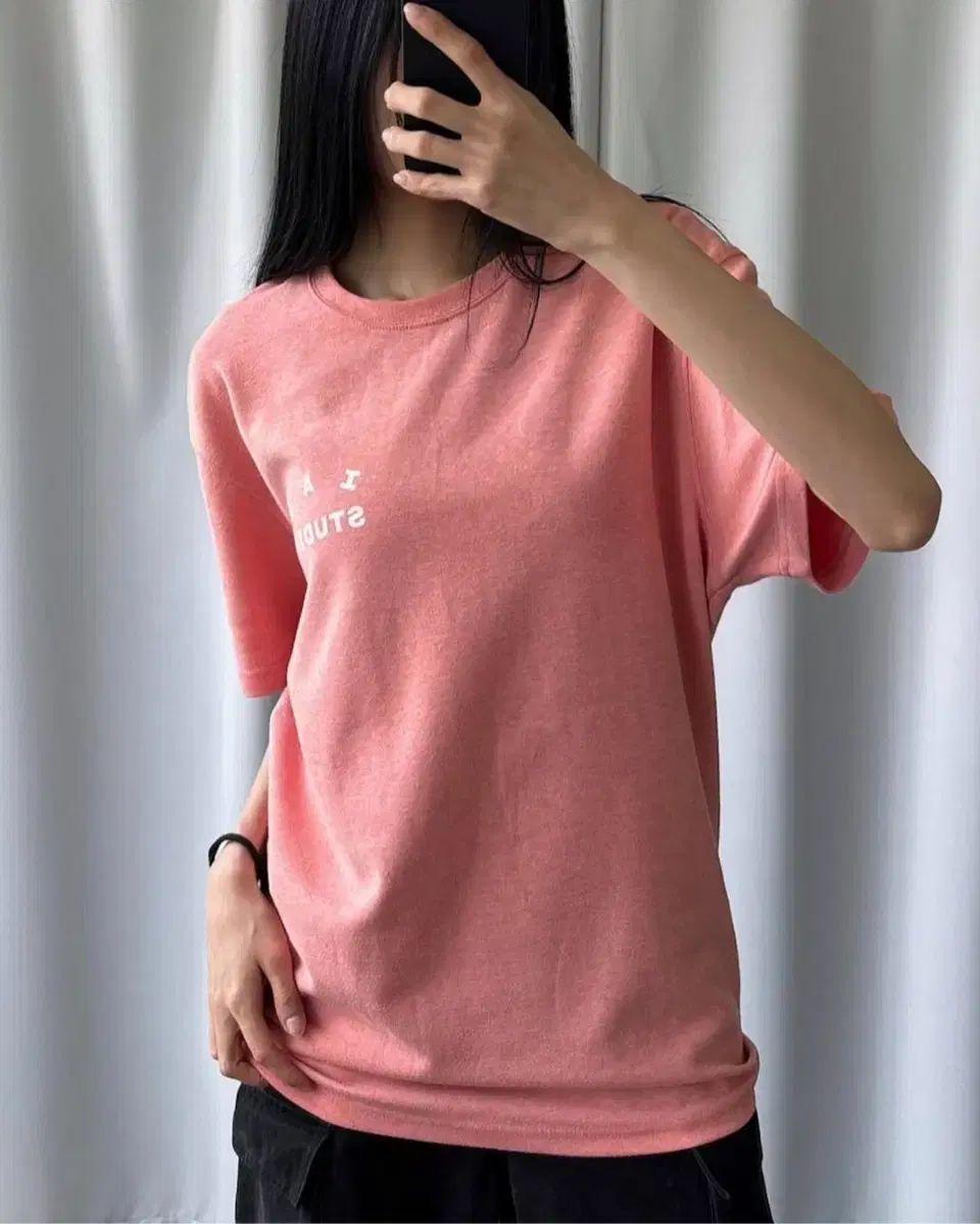 IAB Studio ルーズフィット サーモンピンク Tシャツ