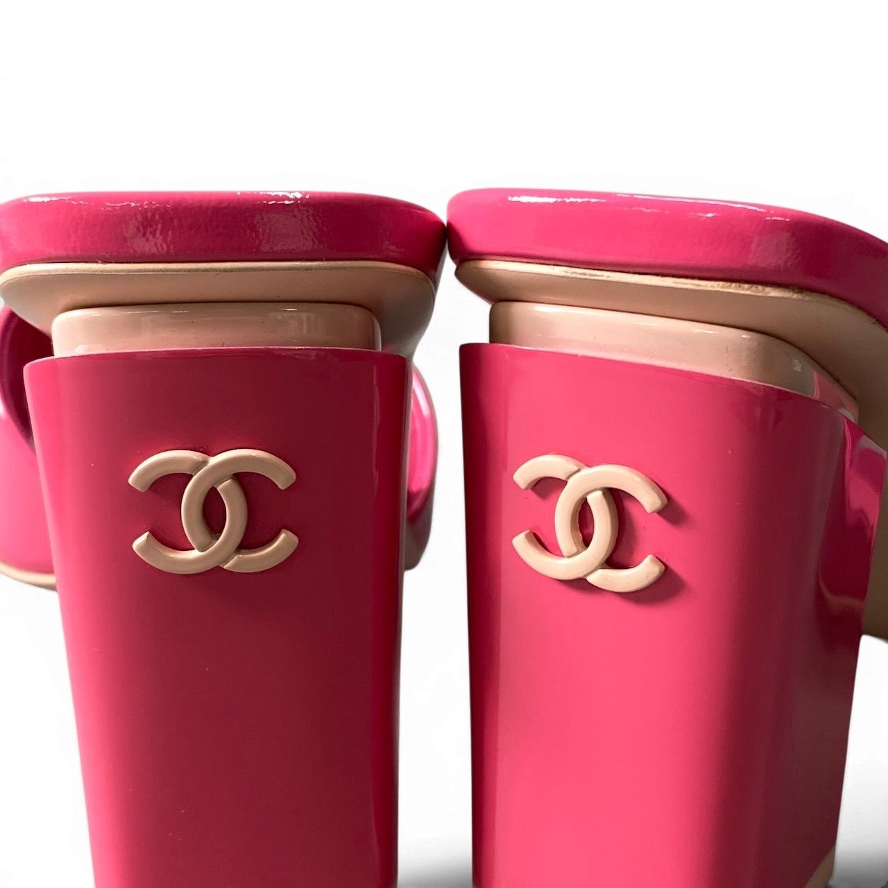 e29【未使用保管品】 CHANEL シャネル 2023年 ココマーク ミュール