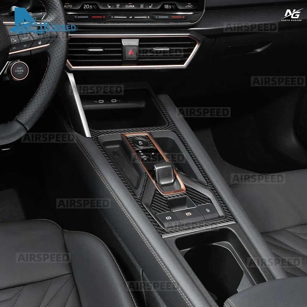 ソフトカーボンファイバー製カーセンターコントロールギアパネルシフトトリムステッカー CUPRA LEON/CUPRA FORMENTOR 2025 2026 LHD RHD