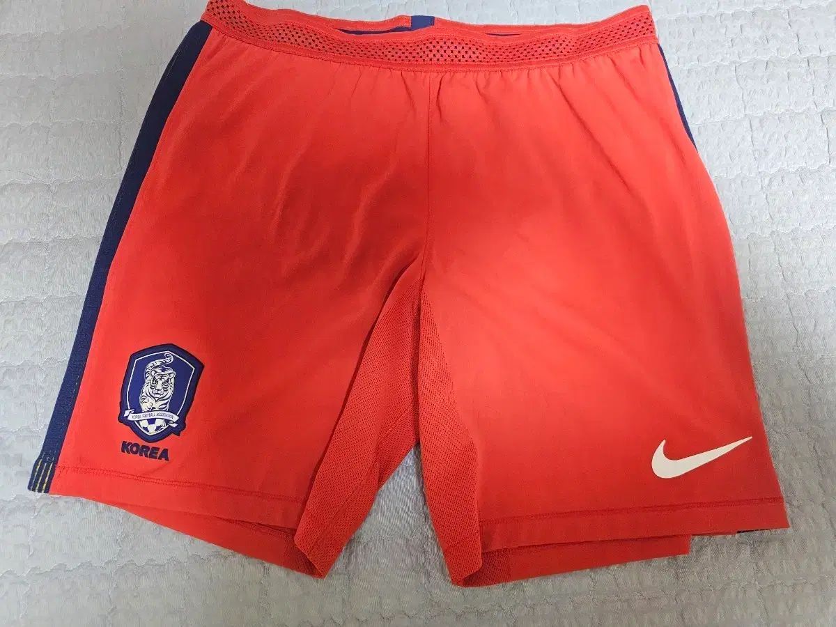 韓国国家代表 サッカー ショーツ ハーフパンツ L サイズ