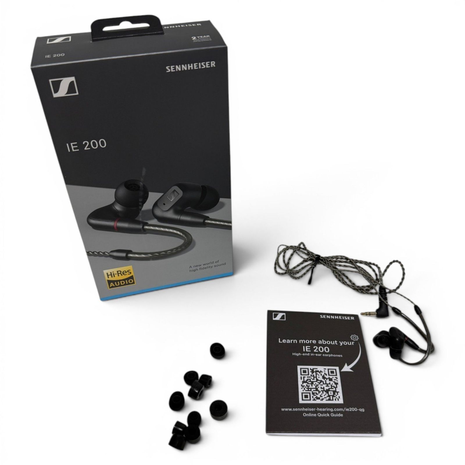 〇 ゼンハイザー Sennheiser 有線イヤホン IE 200 ブラック ダイナミックドライバー カナル型 ハイレゾ音源対応 1100-4471
