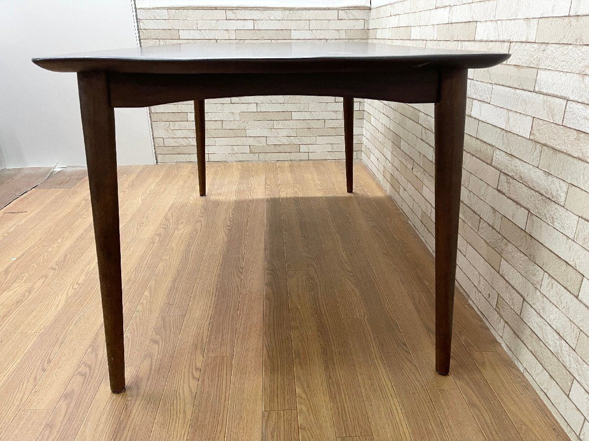 ○IDC大塚家具 ダイニングテーブル シネマ 幅150cm 食卓机 レッド
