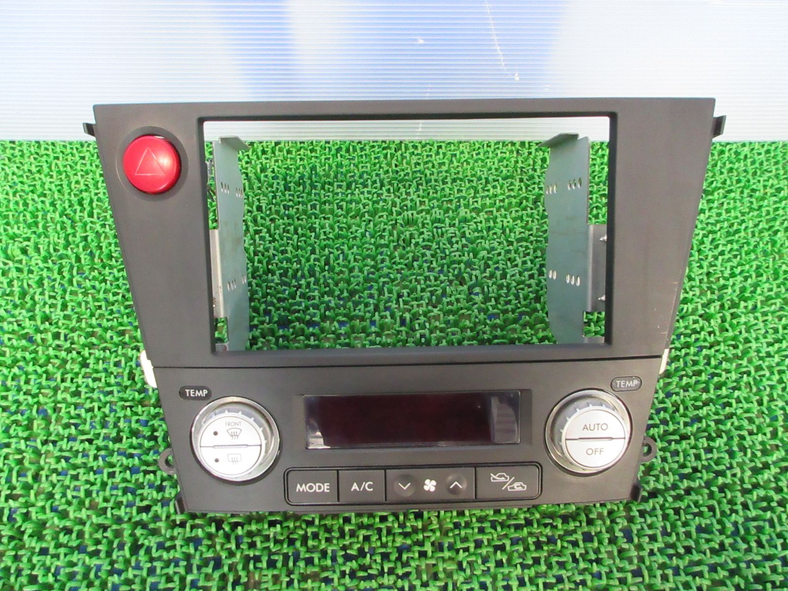 ★SFC6781/スバル レガシィBP5 BL5 後期 純正 センターパネル/ナビ オーディオパネル エアコンスイッチパネル