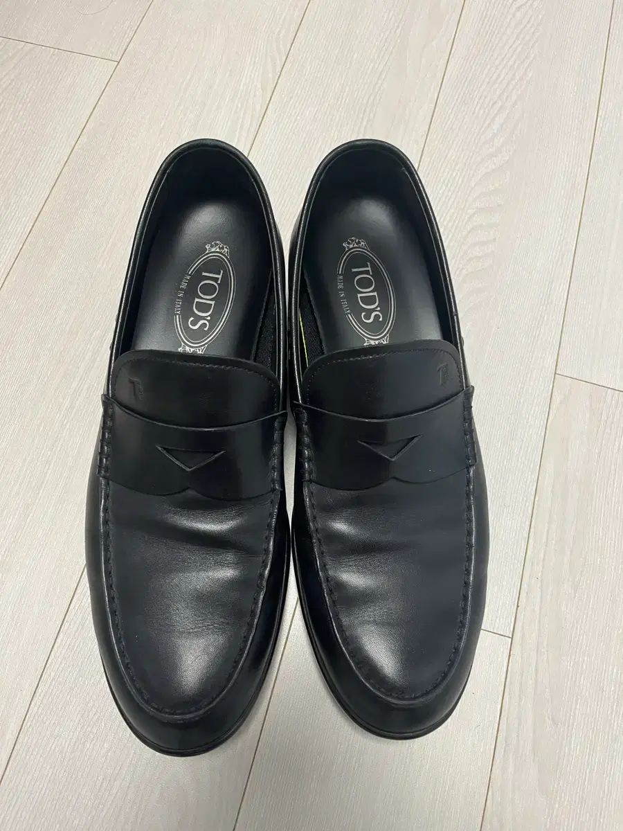 TOD'S ブラック ローファー 8.5