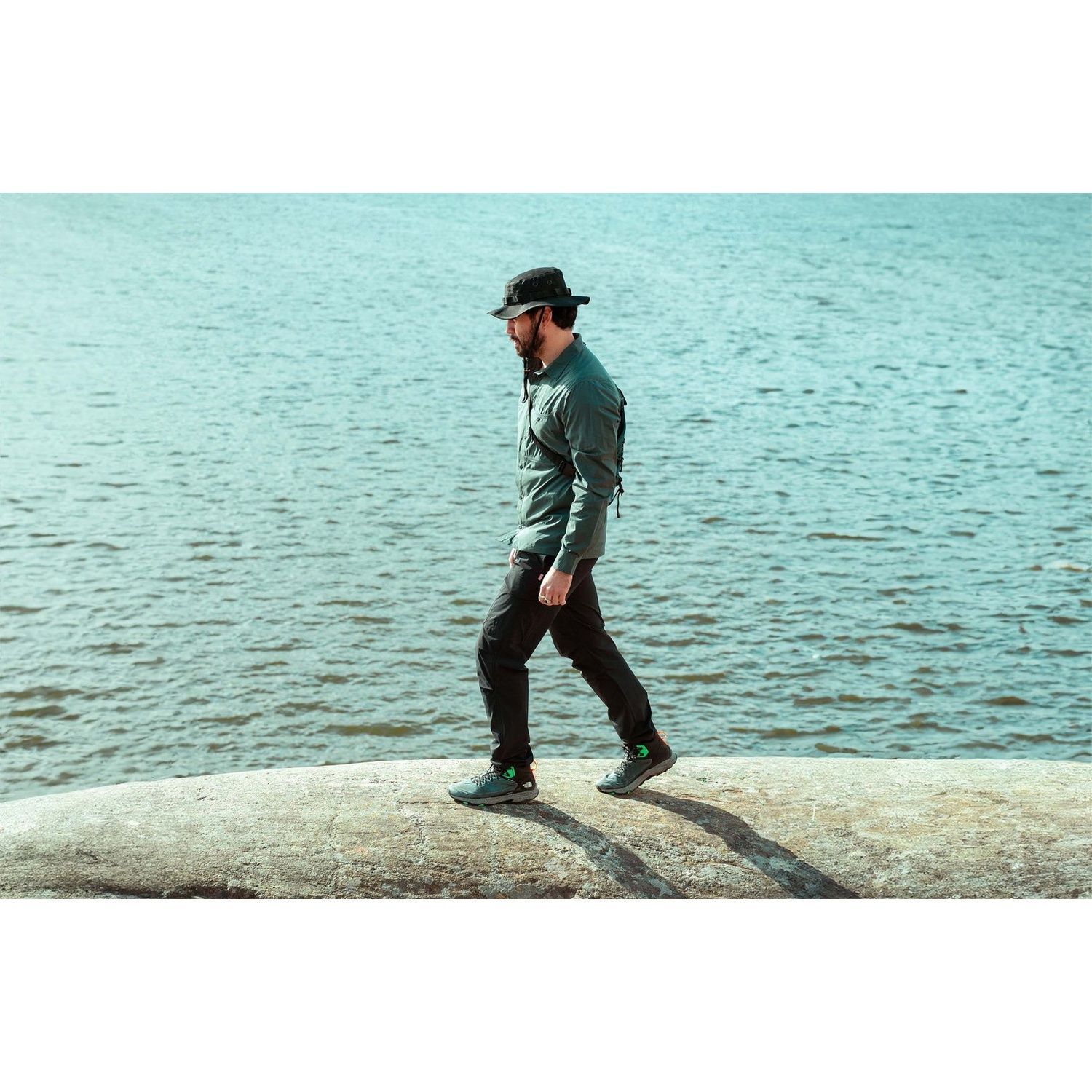 VARGKLADER ヴァーグクレイダー M TROMSO ACTIVE CARGO PANTS トロムソ アクティブ カーゴ パンツ メンズ アウトドア カーゴパンツ ストレッチ 撥水 速乾 ハイキング キャンプ ルーズフィット 登山 タウンユース