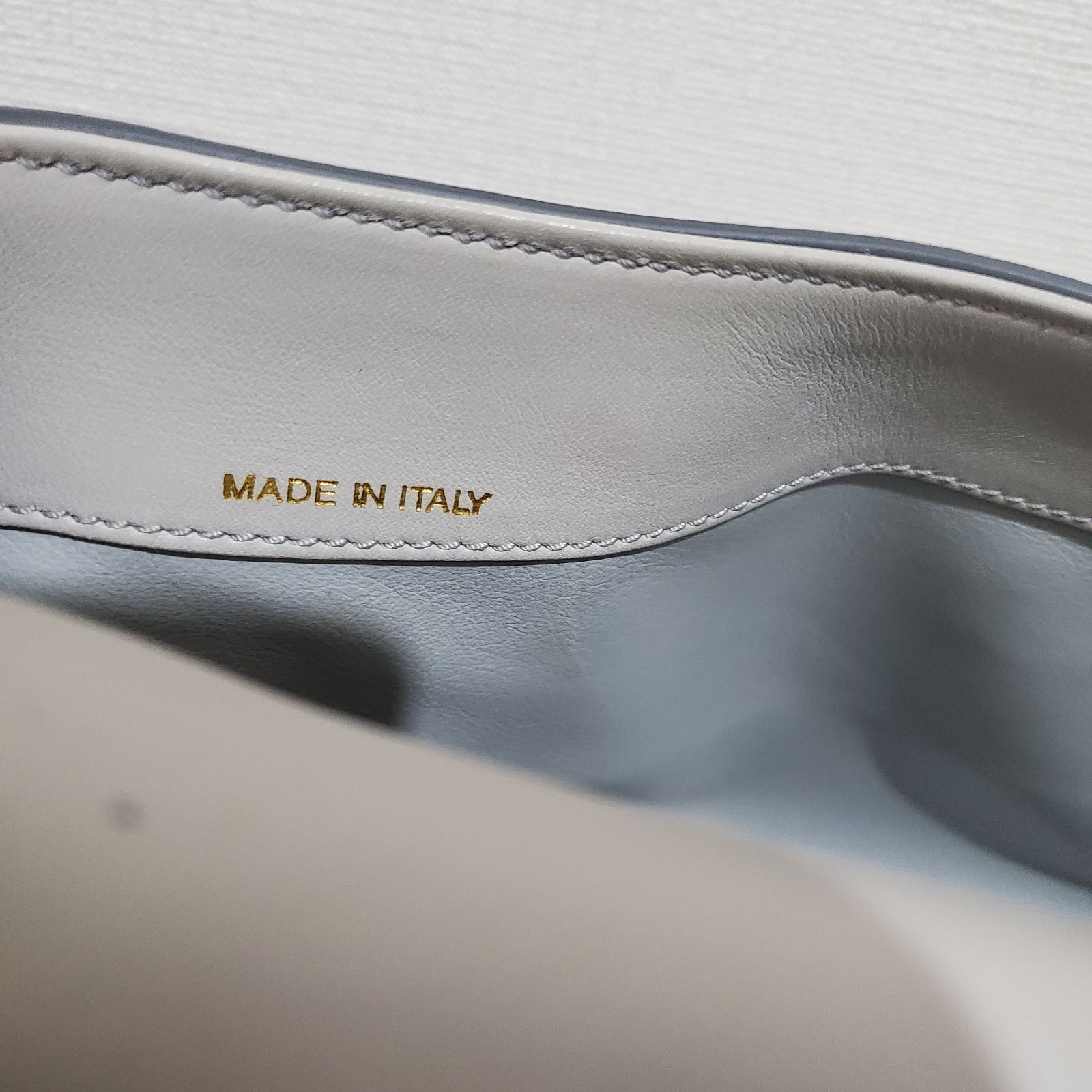 Roger Vivier ロジェ ヴィヴィエ スエード 2way バッグ - メルカリ
