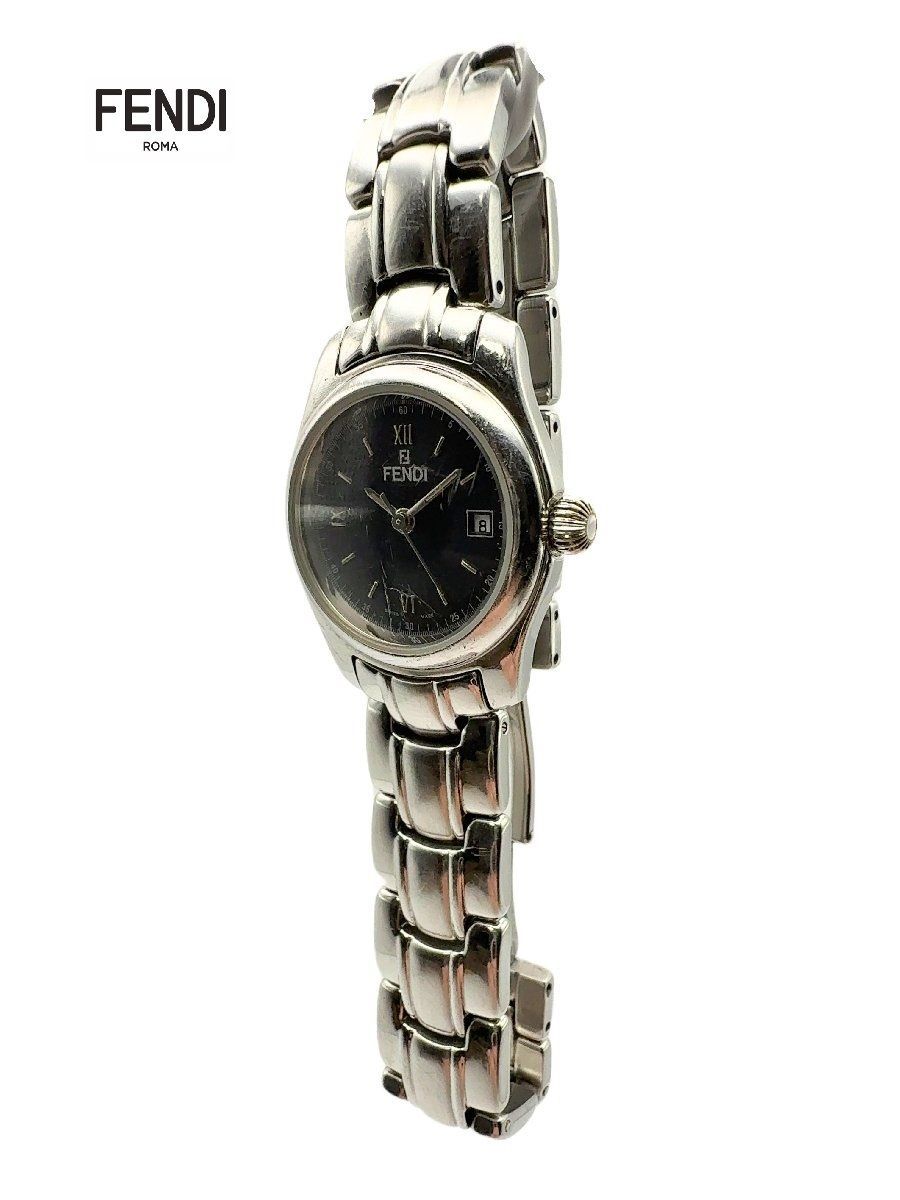 【M】FENDI フェンディ 腕時計 クォーツ 黒文字盤 デイト カレンダー付き ロゴ ローマン シルバー 210L/mo-A-214-5931-26.5/正規品/本物/ブラック文字盤/上品