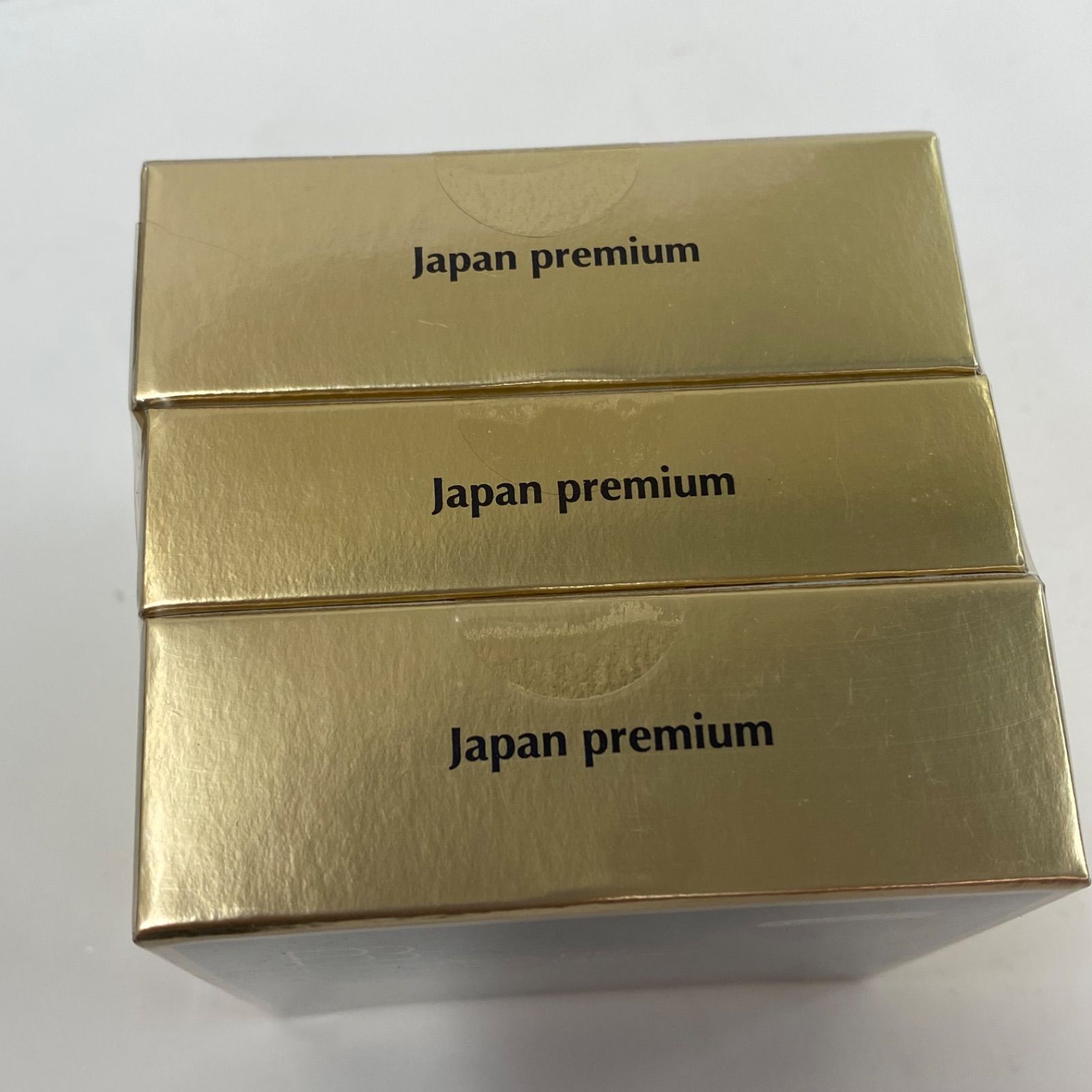 M4727 Holika Holika ホリカホリカ エッセンスBB Wデーションネオ 19g 専用パフ付き 計3点セット M4727 Holika Holika ホリカホリカ エッセンスBB Wデーションネオ 19g 専用パフ付き 計3点セット