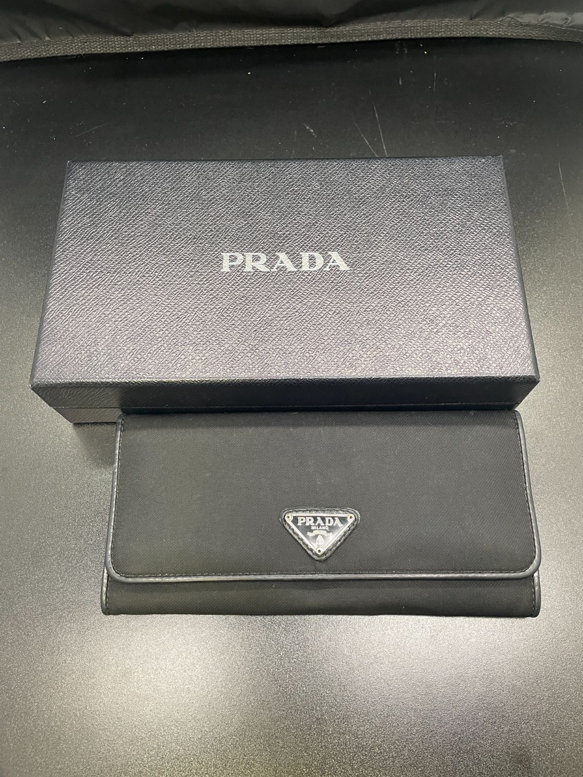 プラダ 　 ナイロン 財布 B26052165