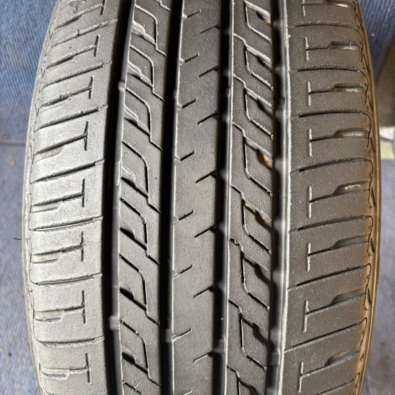 ☆送料無料☆【2024年製造】【溝8分山】BRIDGESTONE SEIBERLING SL201 1本 235/40R18 ASP3636 ☆送料無料☆【2024年製造】【溝8分山】BRIDGESTONE SEIBERLING SL201 1本 235/40R18 ASP3636