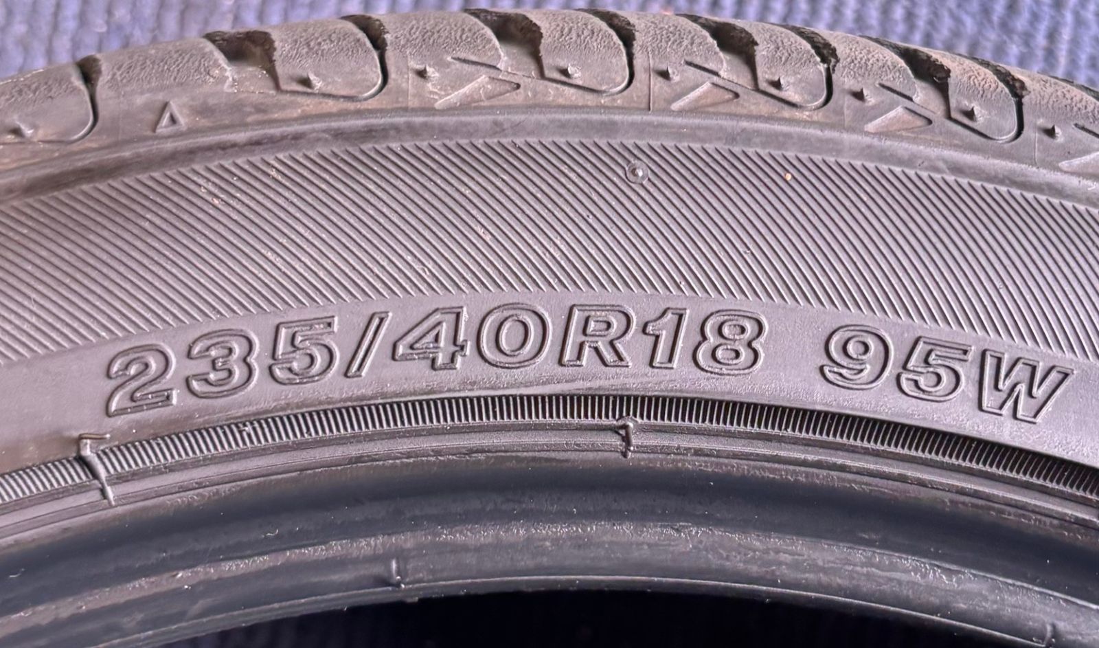 ☆送料無料☆【2024年製造】【溝8分山】BRIDGESTONE SEIBERLING SL201 1本 235/40R18 ASP3636 ☆送料無料☆【2024年製造】【溝8分山】BRIDGESTONE SEIBERLING SL201 1本 235/40R18 ASP3636