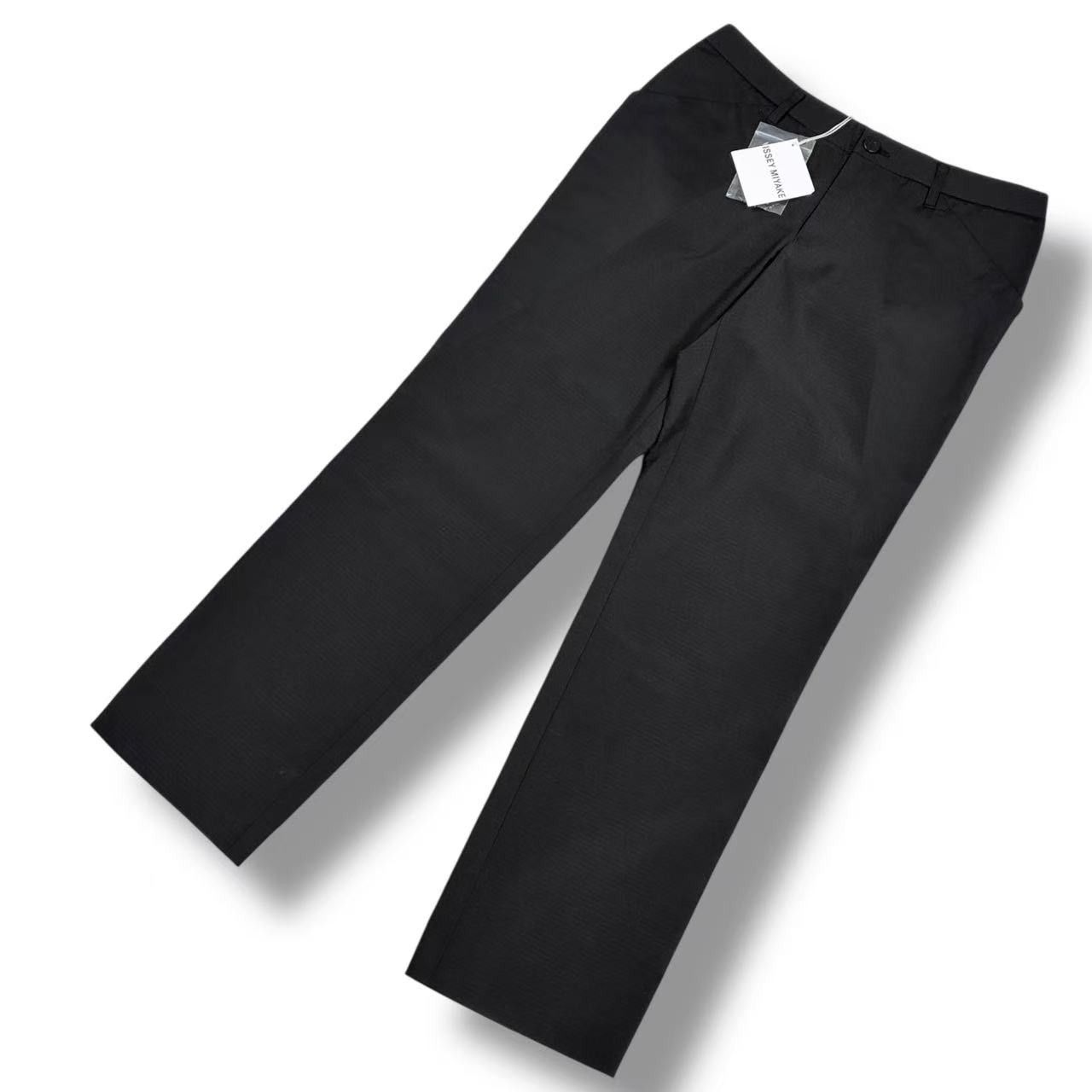 未使用品 ISSEY MIYAKE イッセイミヤケ パンツ 毛混 ブラック サイズ3