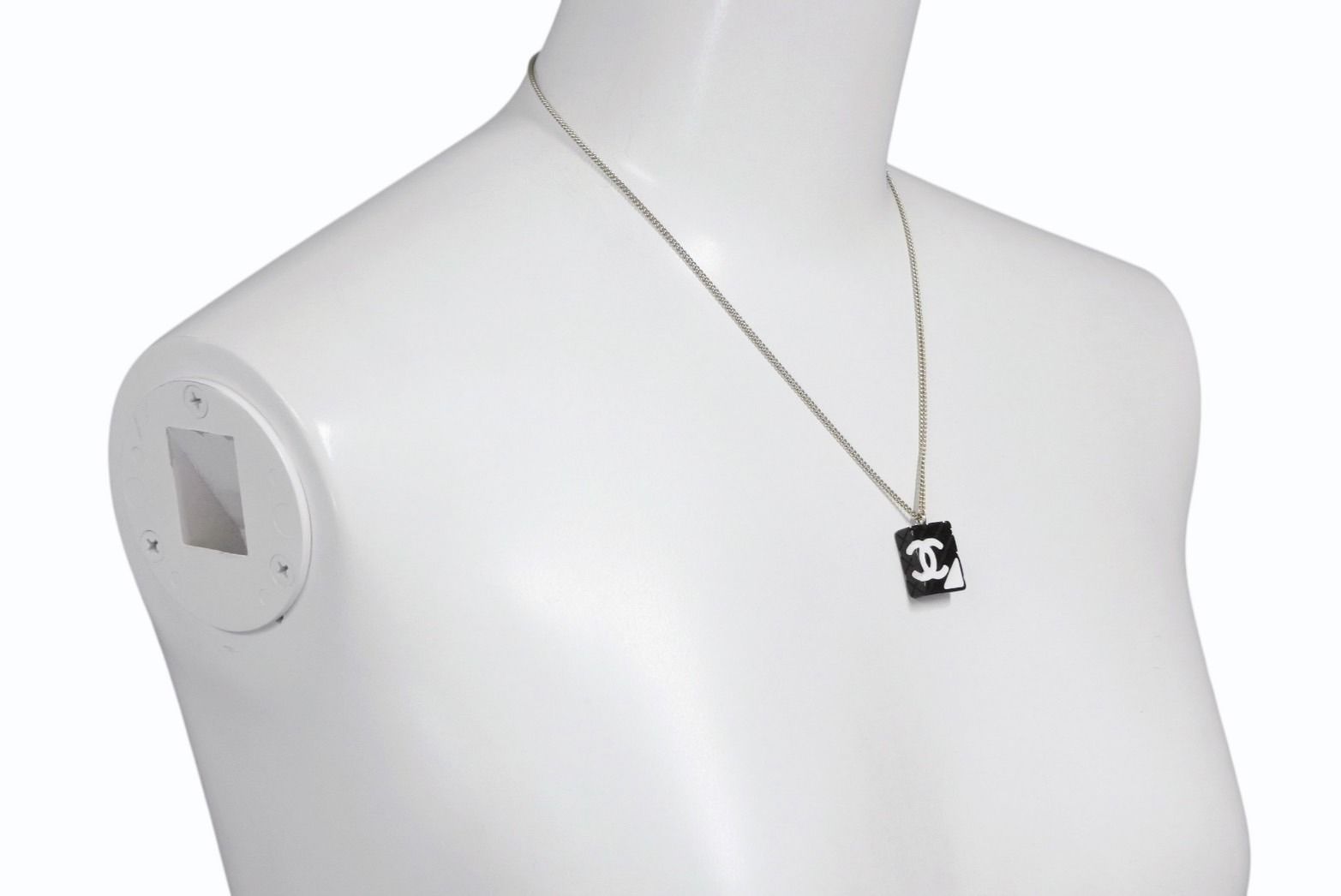 極美品 CHANEL シャネル ネックレス 05C カンボンライン ココマーク 