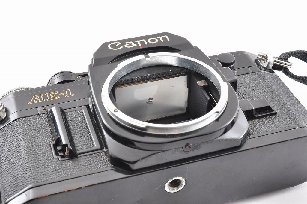 2ヶ月保証付き】Canon AE-1 ブラック フィルム一眼レフ 動作品＃1548