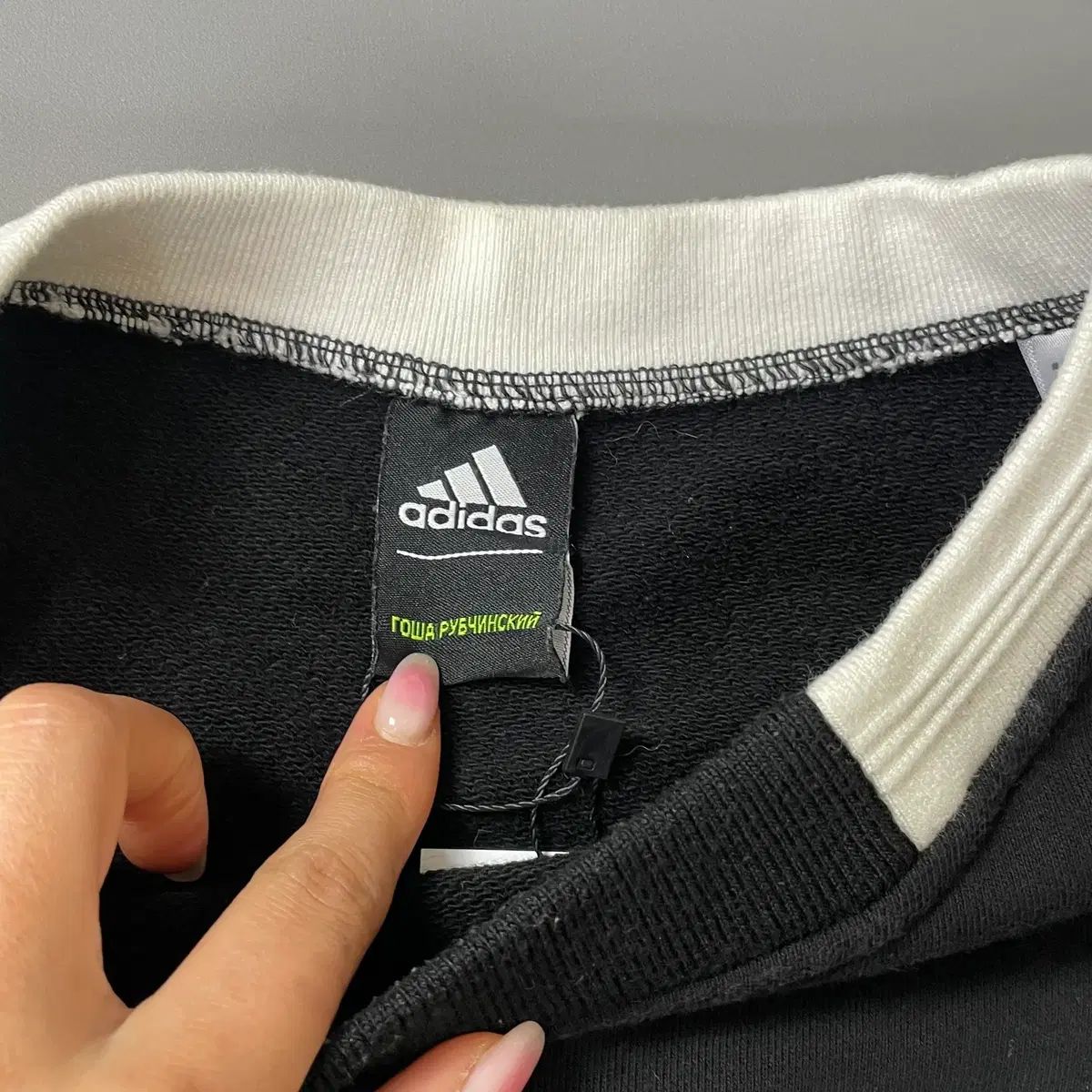 アディダス x Gosha Rubchinskiy(ゴーシャラブチンスキー) オーバー 