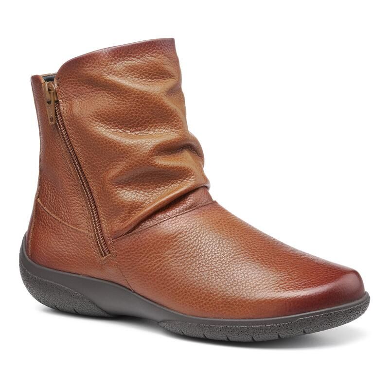 フーター レディース シューズ ブーツ・レインブーツ アンクル Hotter Whisper Ankle Boots Wide Fitan タン